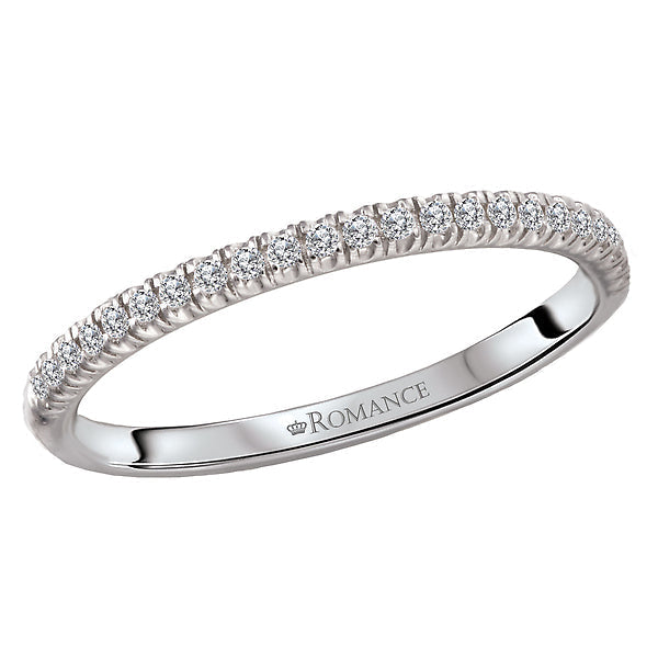 Round Diamond Straight Front Diamond Ring