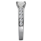 Round Classic Semi-Mount Diamond Ring