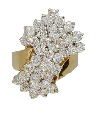 Gold Ring Bursting with a Cluster of Diamonds